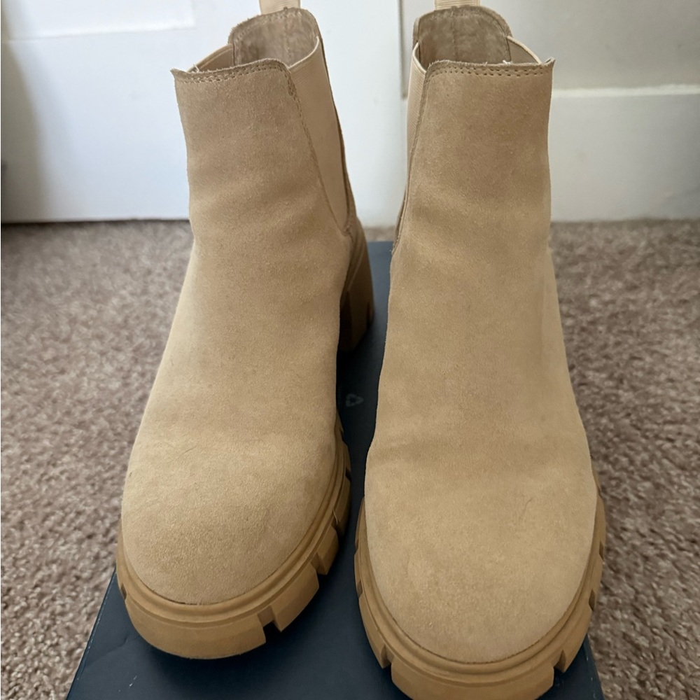 Dolce Vita Tan Ankle Booties with Chunky Sole